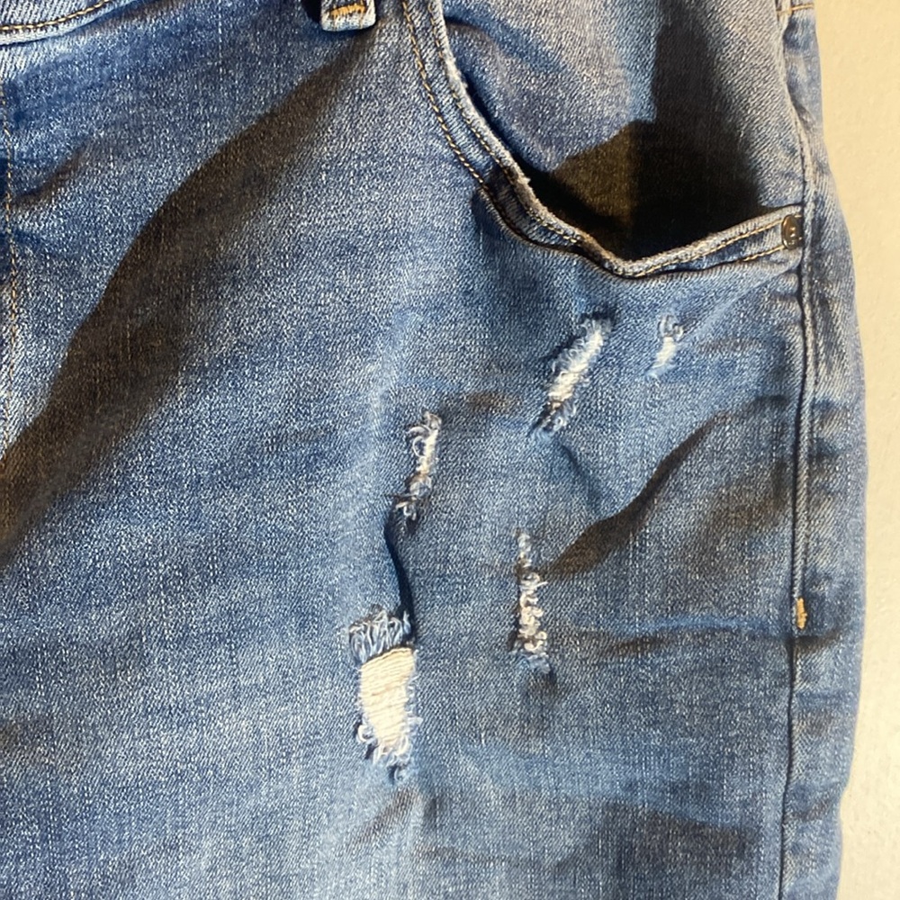 Layne Bryant - image 4